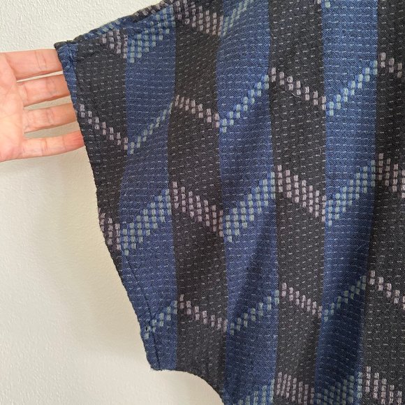 Genevieve Cardi in Dusk - Picture 2 of 6